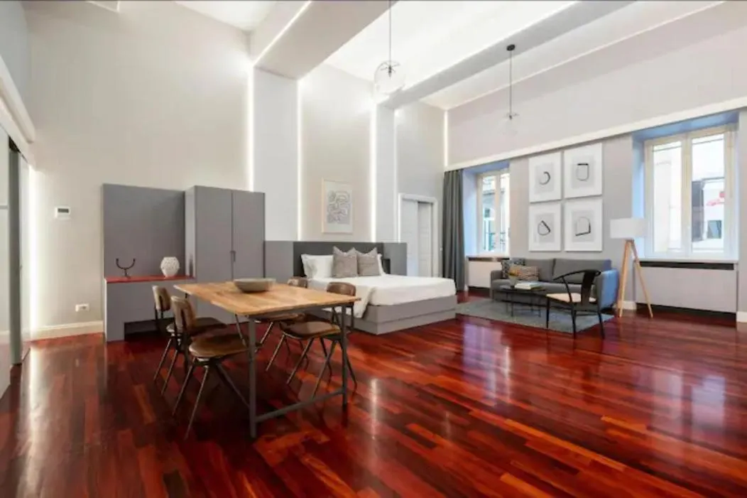 Croce Apartments contacts
